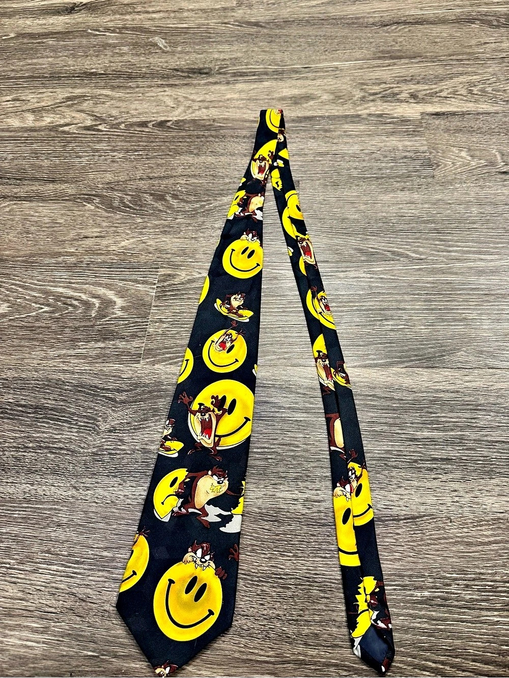 Vintage 1996 Looney Tunes Mania Taz Smiley Face Black Necktie